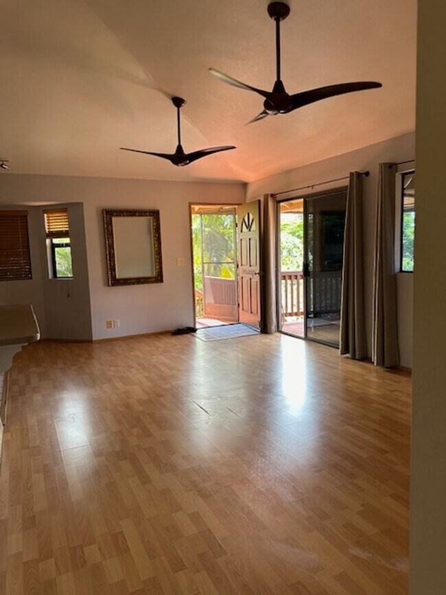 Building Photo - 2705 Palalani Pl