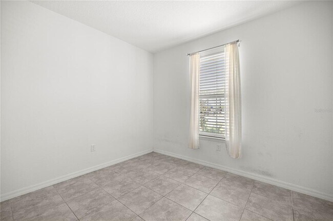 Building Photo - 6304 SW 74th Ter Rd