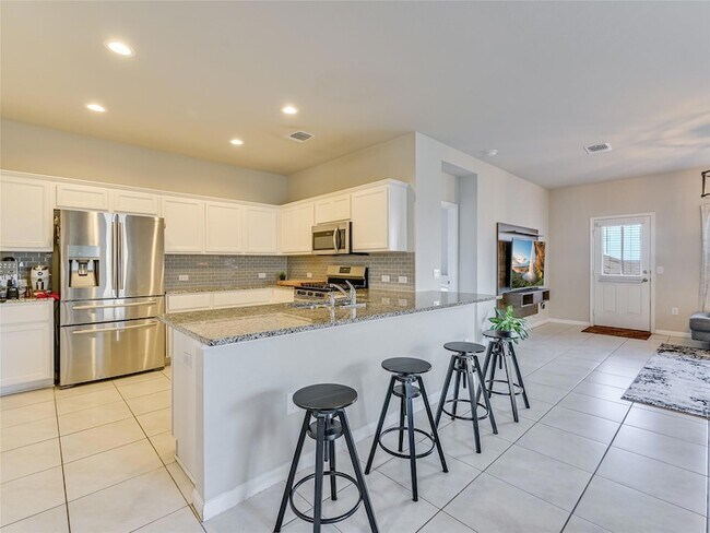 Building Photo - 6712 Bishop Pass