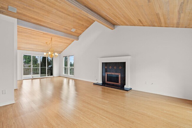 Building Photo - Just Reduced and READY NOW!! - Amazing Sce...
