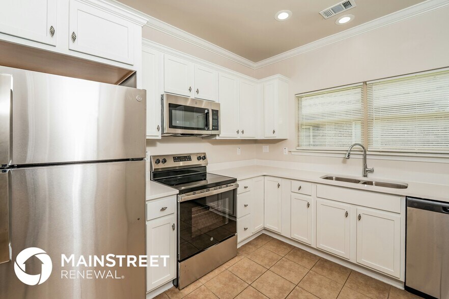 Building Photo - 8254 Owen Park Dr