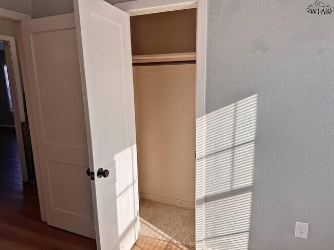 Building Photo - 2939 Parish St