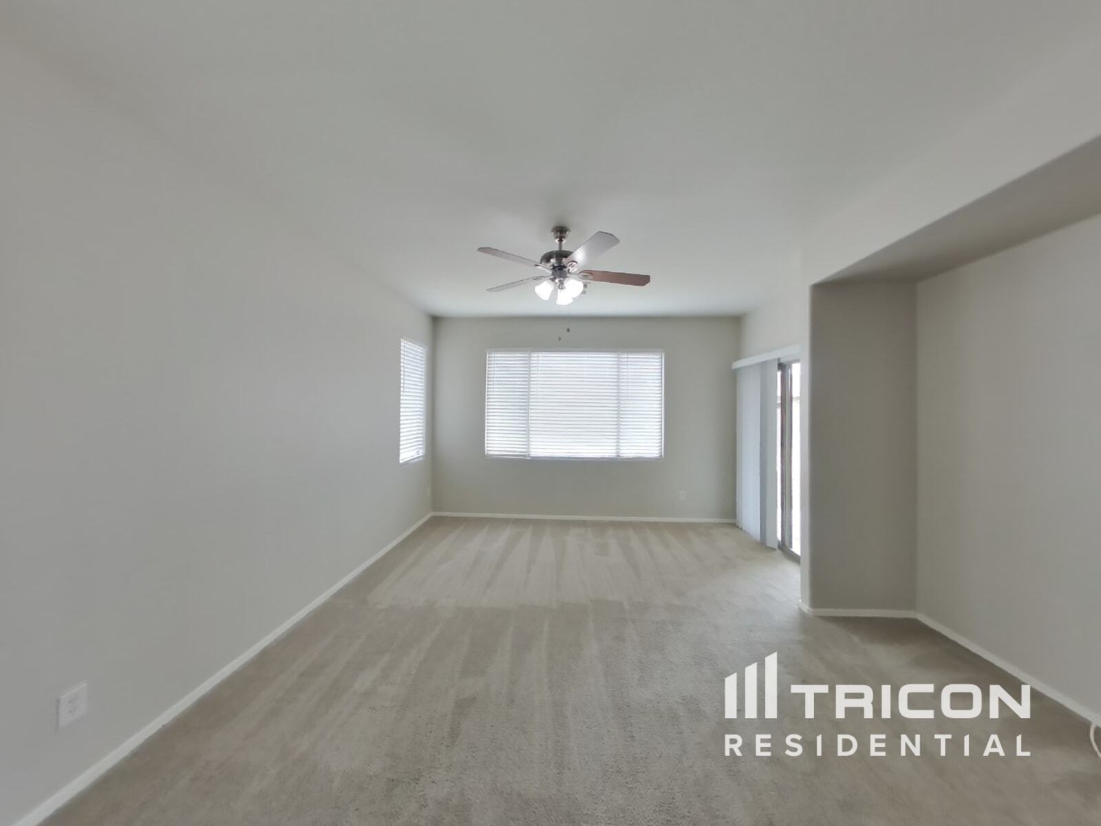 Building Photo - 8809 W Gardenia Ave