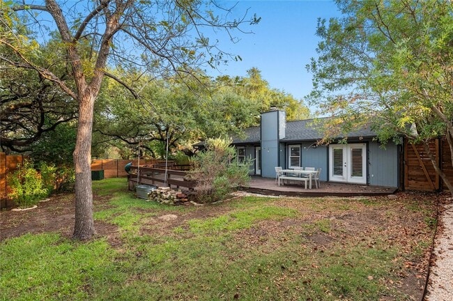 Building Photo - 1104 Durham Dr