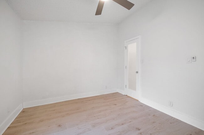 Building Photo - 1601 Faro Dr