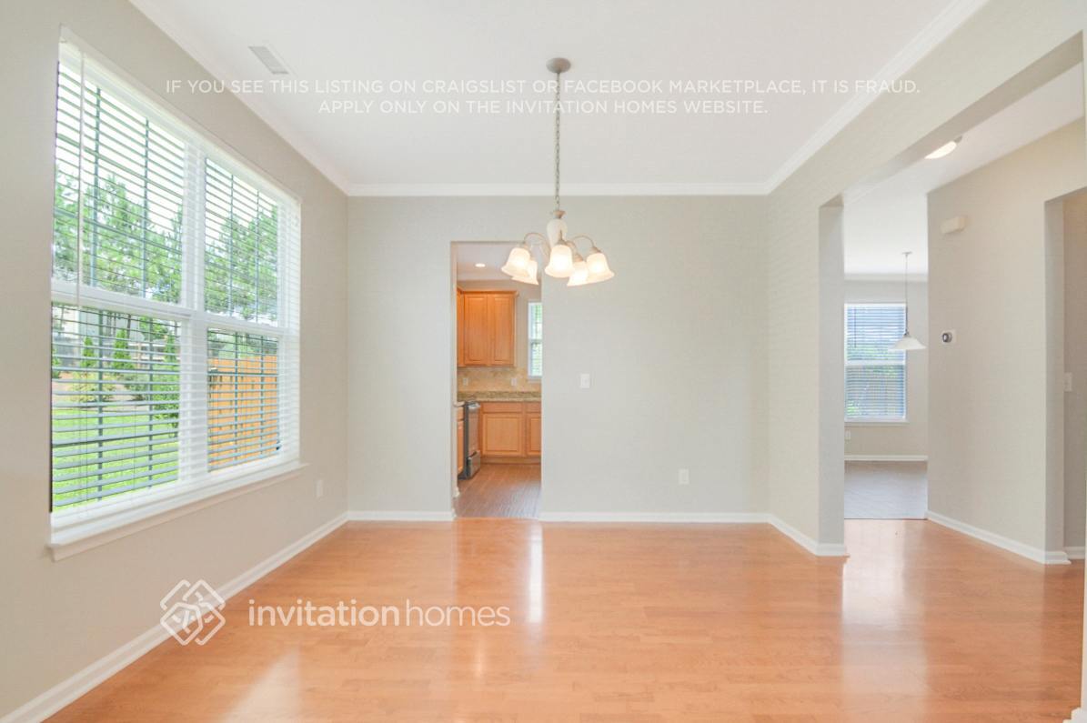 Building Photo - 12428 Kendall Ridge Ct