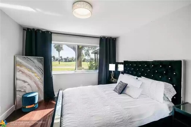 Building Photo - 9922 NW 65th Ct