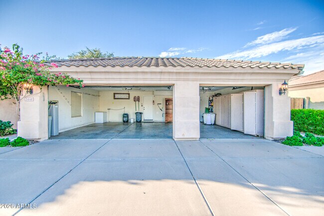 Building Photo - 5448 E Harmony Ave