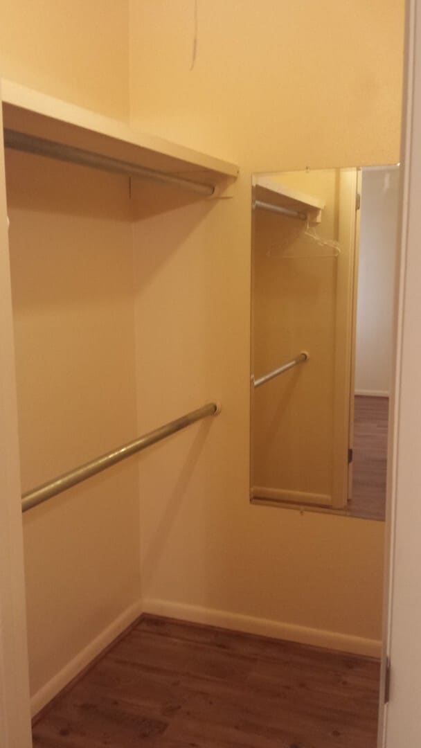Building Photo - 120 Emperado Way