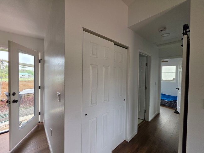 Building Photo - Newly Built 3 Bedroom / 2 Bath Home for Rent in Ainaloa Subdivision