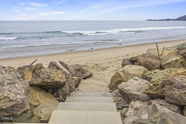 Building Photo - 3086 Solimar Beach Dr