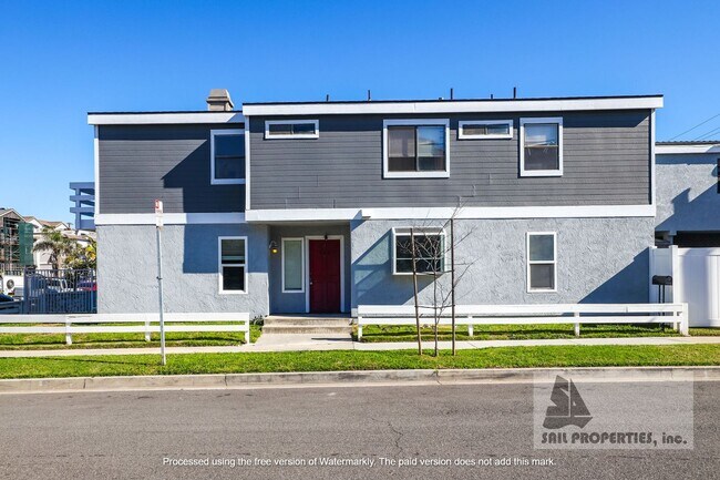 Building Photo - 502 12th St