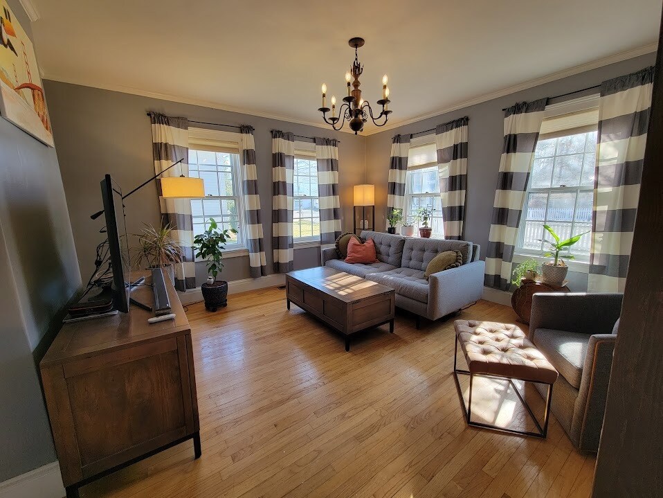 Building Photo - 189 Danielson Pike