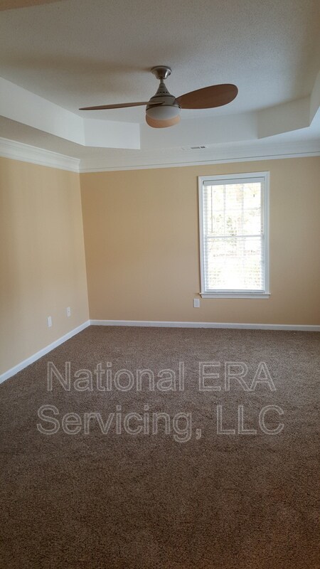 Building Photo - 30 Oaklake Ct