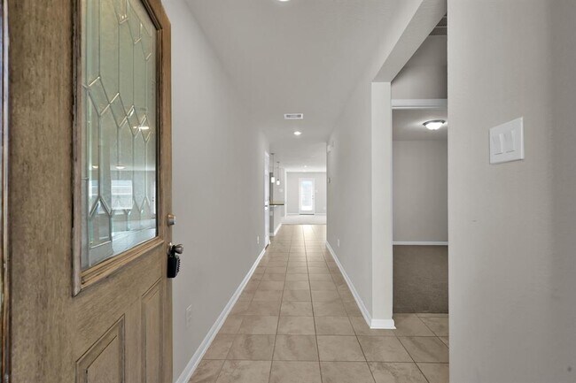 Building Photo - 1115 Littleton Ct