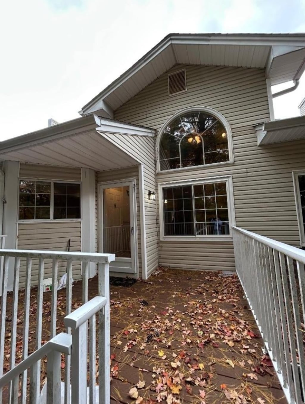 Building Photo - 31 Encampment Dr