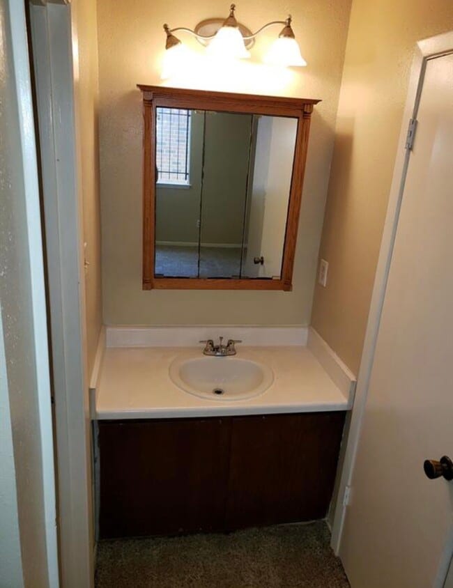 Building Photo - 2426 Spring Dusk Dr