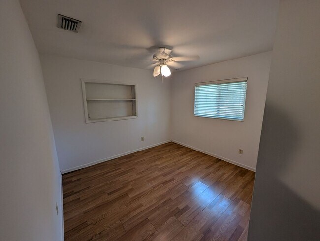 Building Photo - Anastasia Island 2 story home on Corner Lot!