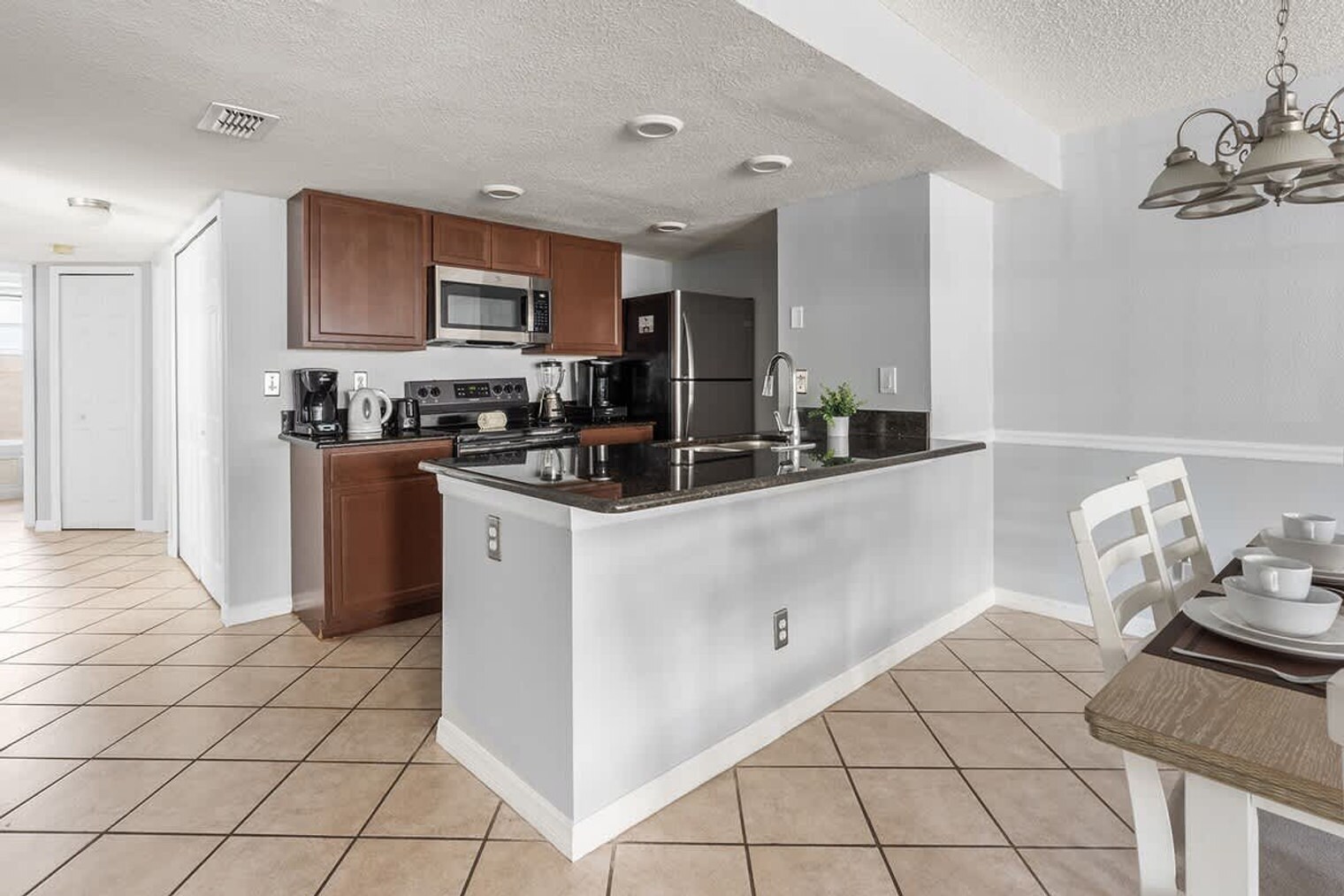 Building Photo - 2745 N Poinciana Blvd
