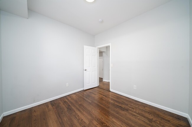 Building Photo - 408 Monastery Pl