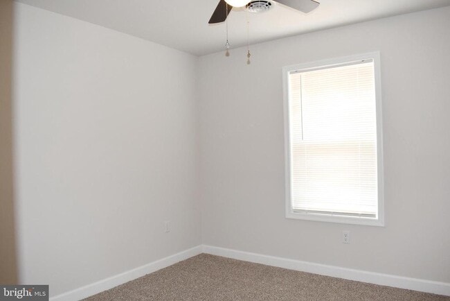 Building Photo - 1471 Treeline Dr