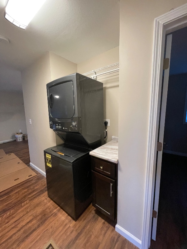 Building Photo - 2941Essary Dr