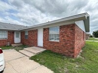 Building Photo - 3923 W 22nd St