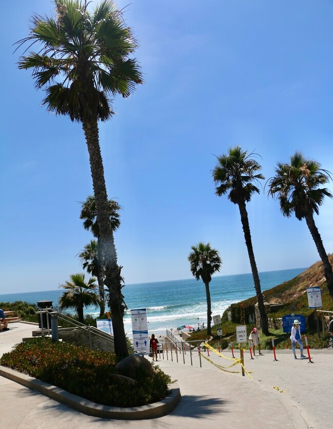 Building Photo - 305 S Sierra Ave