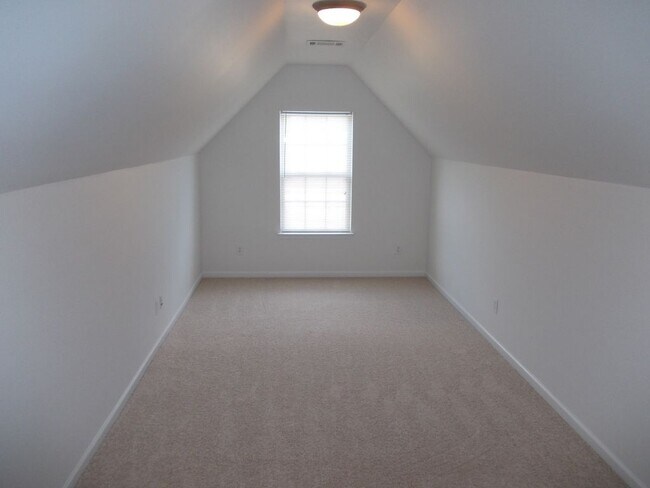 Building Photo - COMING SOON!!!  Large 4 bedroom home near UNCC