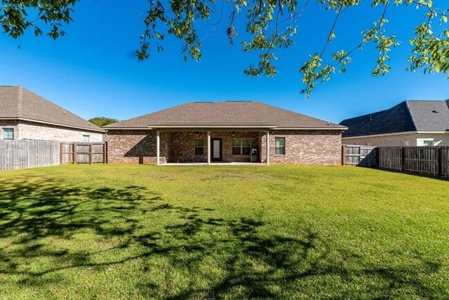 Building Photo - Available March!