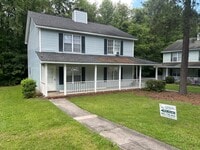 Building Photo - Charming 2-bedroom, 1.5-bath townhouse located in the desirable Irmo area near the Lake Murray Dam!