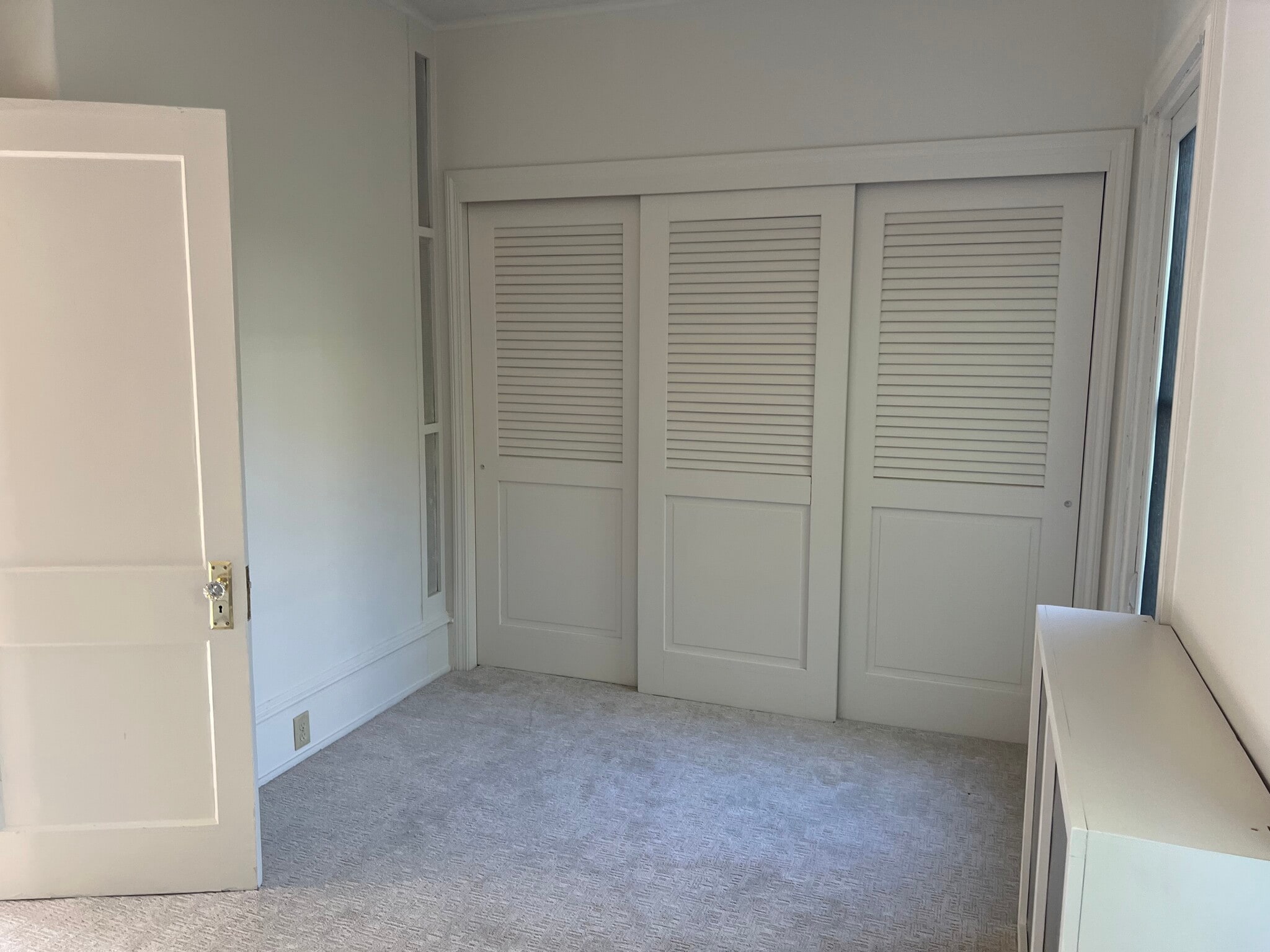Lots of closet space. - 401 North St