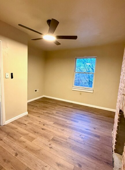 Building Photo - 751 Chislett St