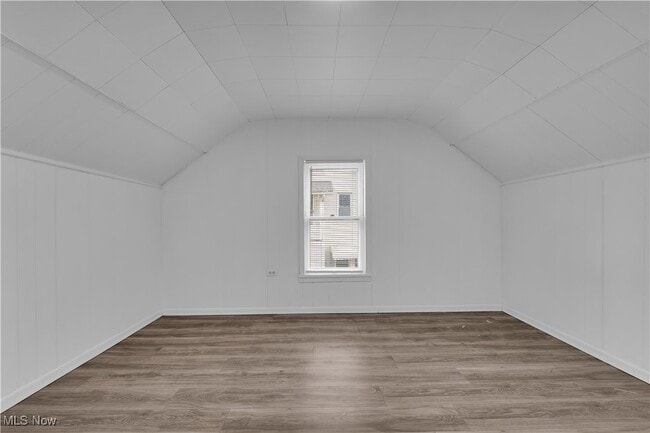 Building Photo - 786 E 156th St