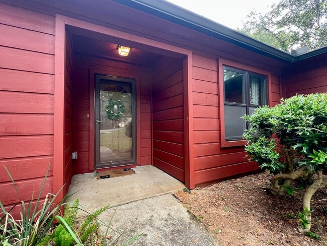 Building Photo - Fabulous house in Avondale on the East side of Tallahassee