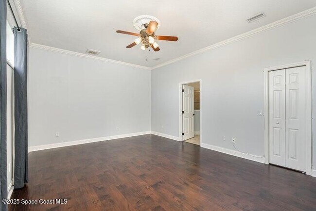Building Photo - 525 Siena Ct