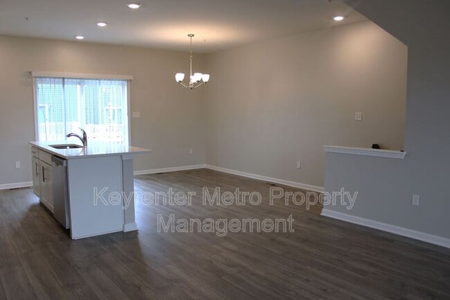 Building Photo - 9818 Ruby Lockhart Blvd