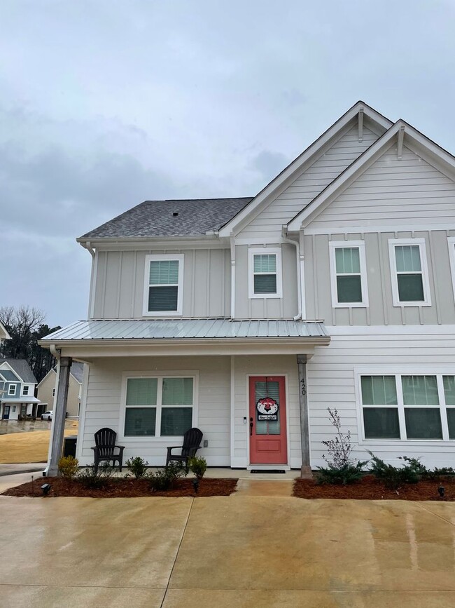 Building Photo - Northern Village @ Ross Park