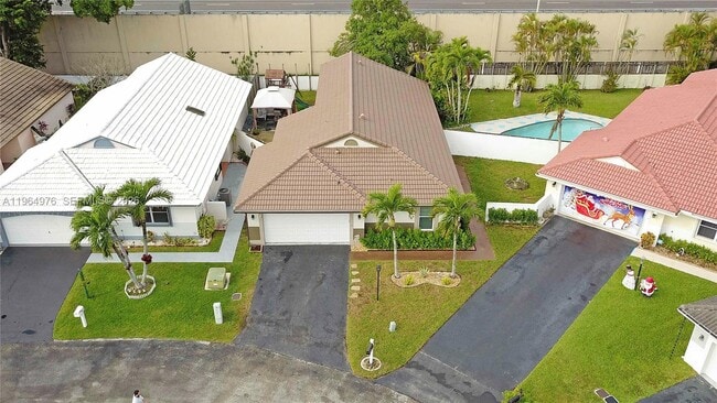 Building Photo - 6011 Manchester Ln