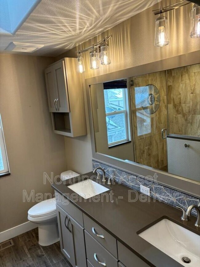 Building Photo - 3 BR/3BA | Newly Renovated Single Family Home |  Back Deck | In Highlands Ranch!