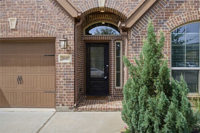 Building Photo - 20427 Noble Arabian Dr