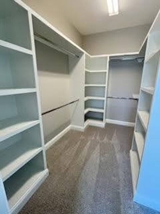 Building Photo - Elegant 4-Bedroom Home with Modern Upgrades, Fenced Yard, and Outdoor Living