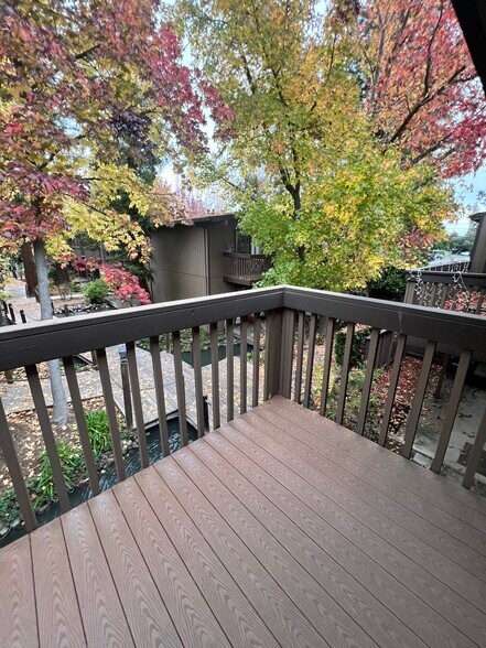 Building Photo - 911 Fulton Ave