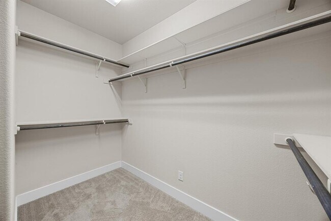 Building Photo - 521 High Tech Dr