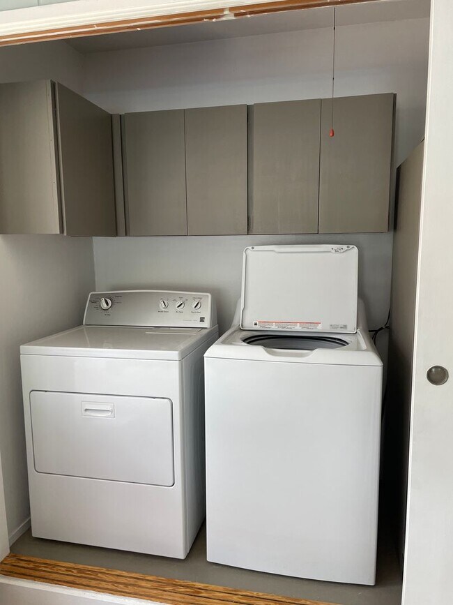 Building Photo - Aikahi Park