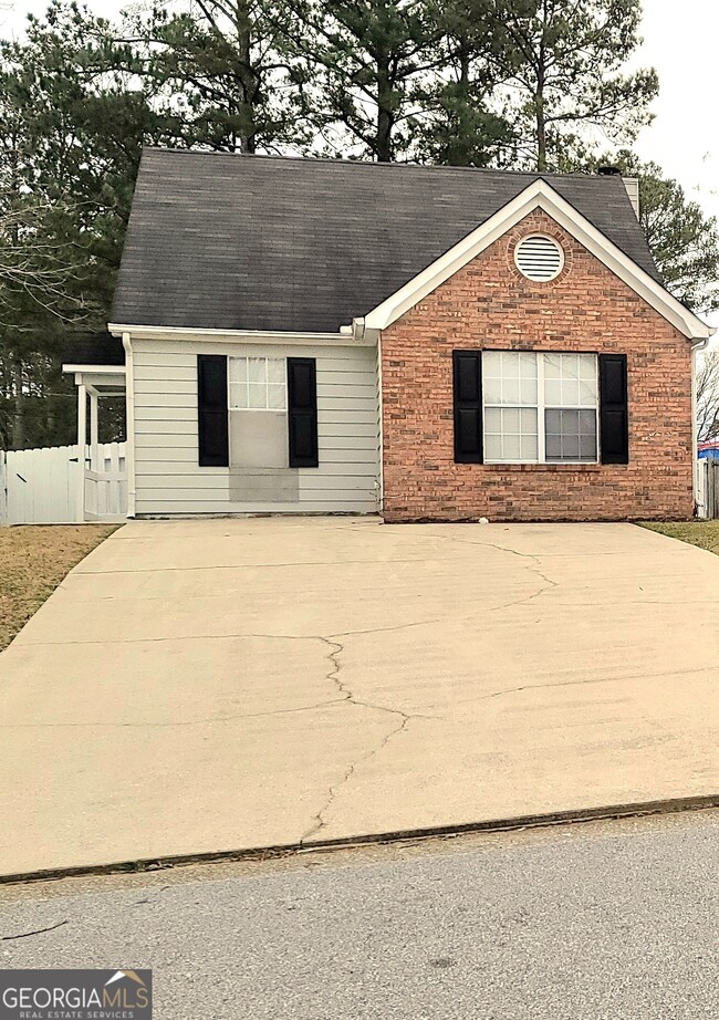 Primary Photo - 1504 Cain Ct