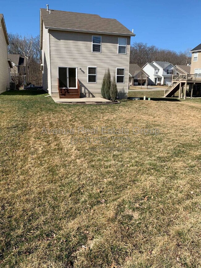 Building Photo - 554 Parkgate Dr
