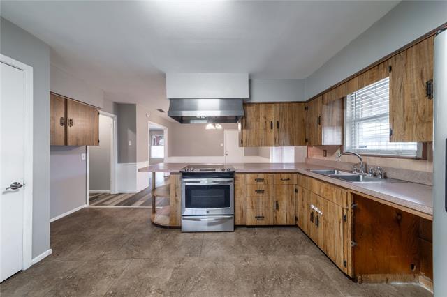 Building Photo - 2605 San Medina Ave