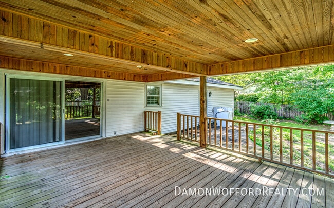 Building Photo - 1431 Brecon Dr