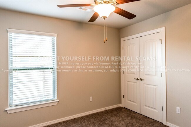 Building Photo - 4765 W Wales Dr